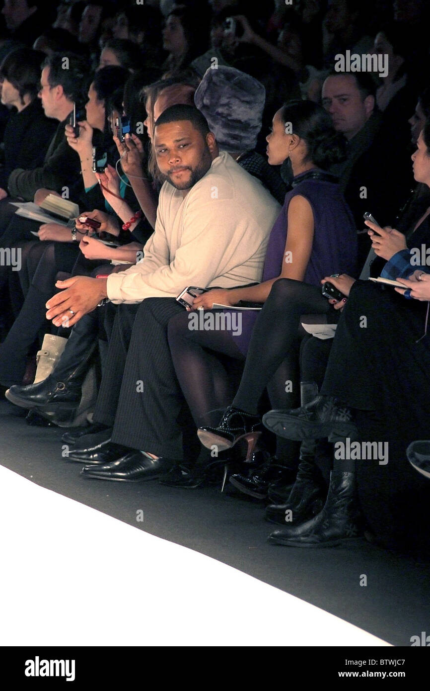 William rast fashion show hi-res stock photography and images - Alamy