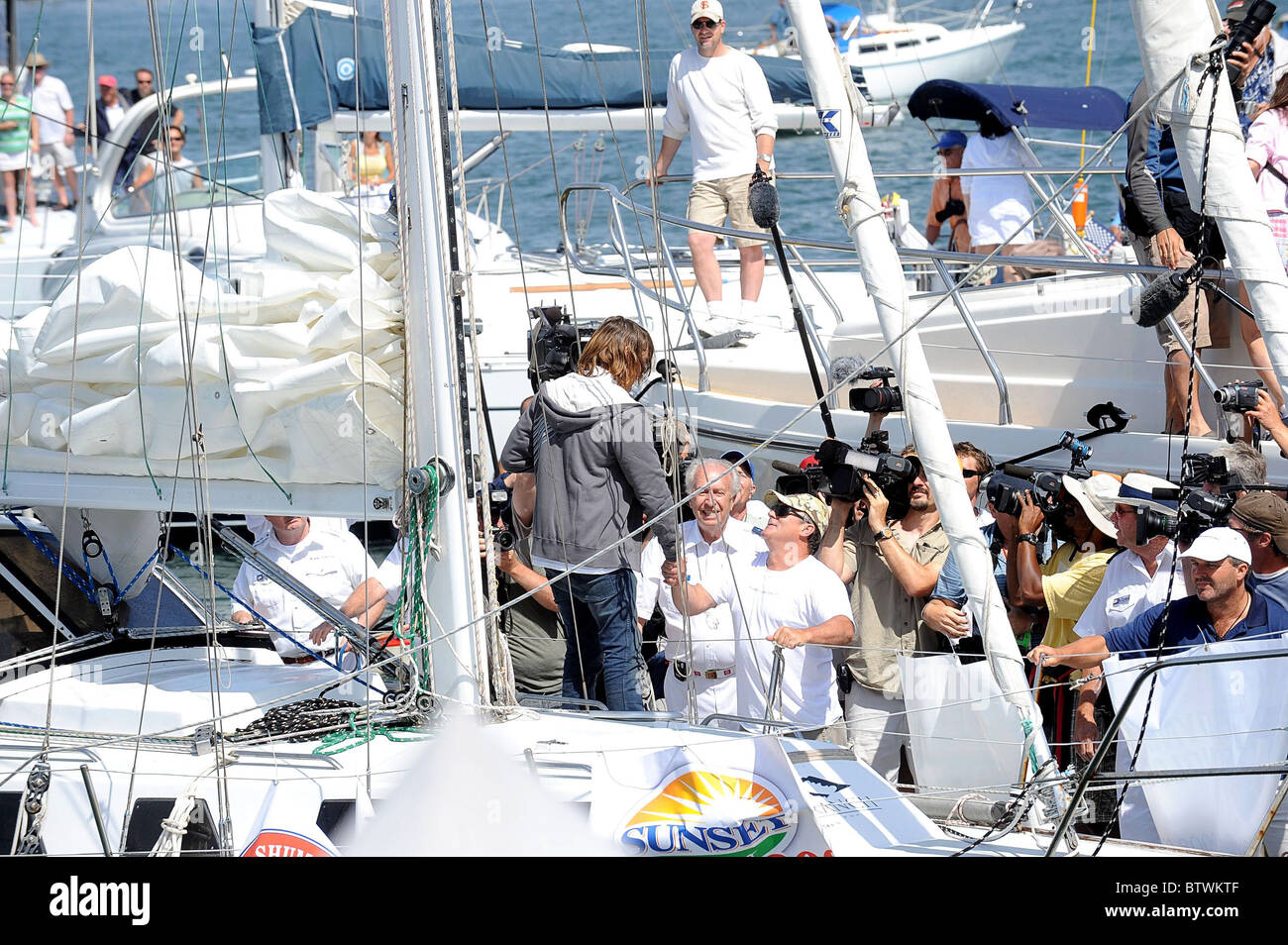Zac Sunderland Youngest Ever To Sail Solo Around the World Stock Photo