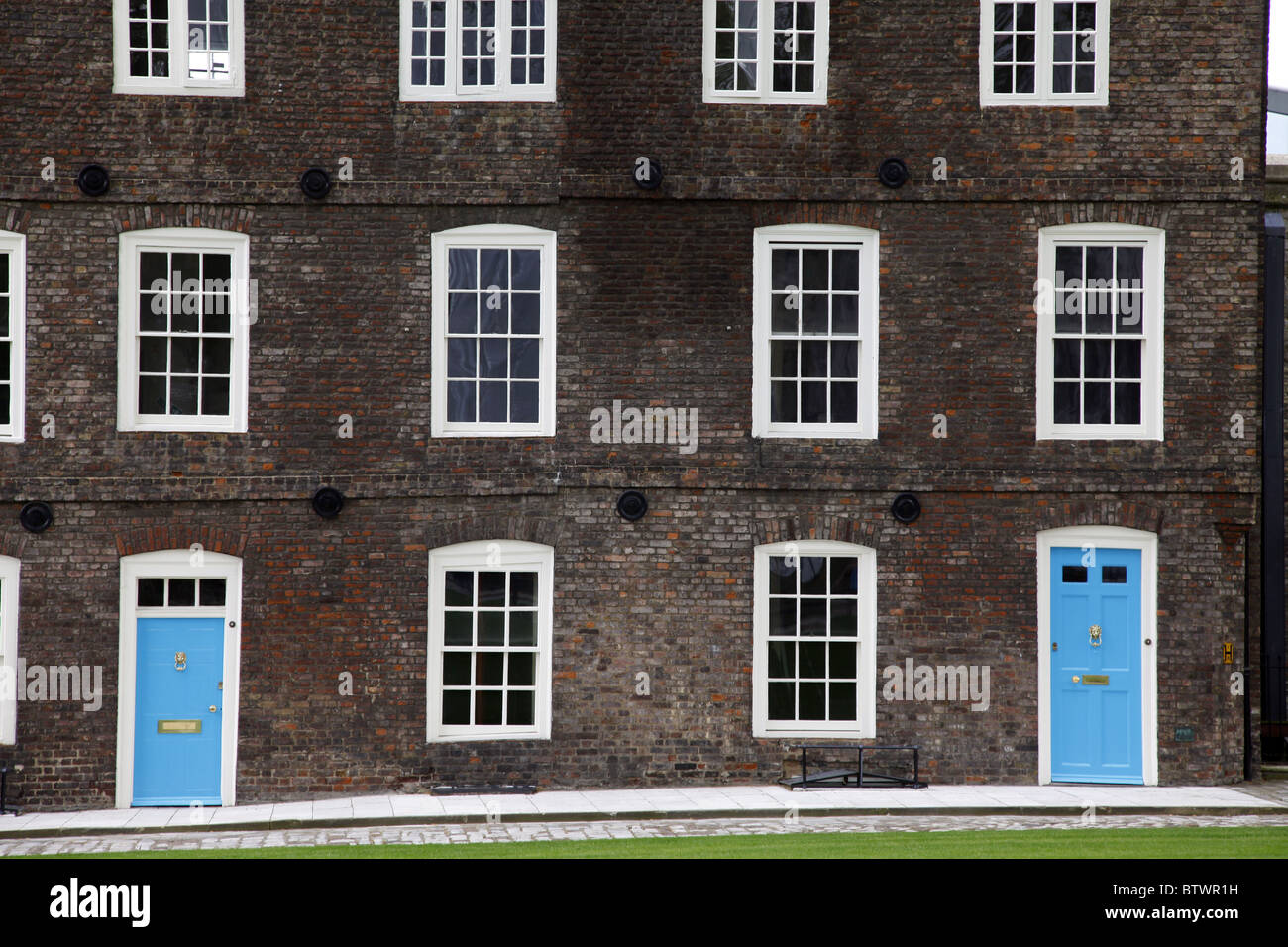 QUEENS HOUSE TOWER OF LONDON ENGLAND LONDON ENGLAND TOWER OF LONDON