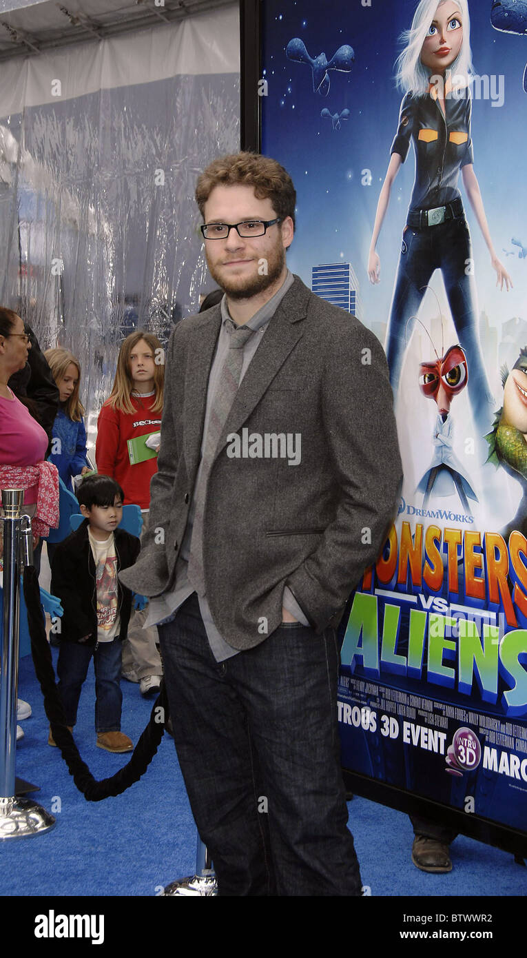 MONSTERS VS. ALIENS Premiere Stock Photo - Alamy