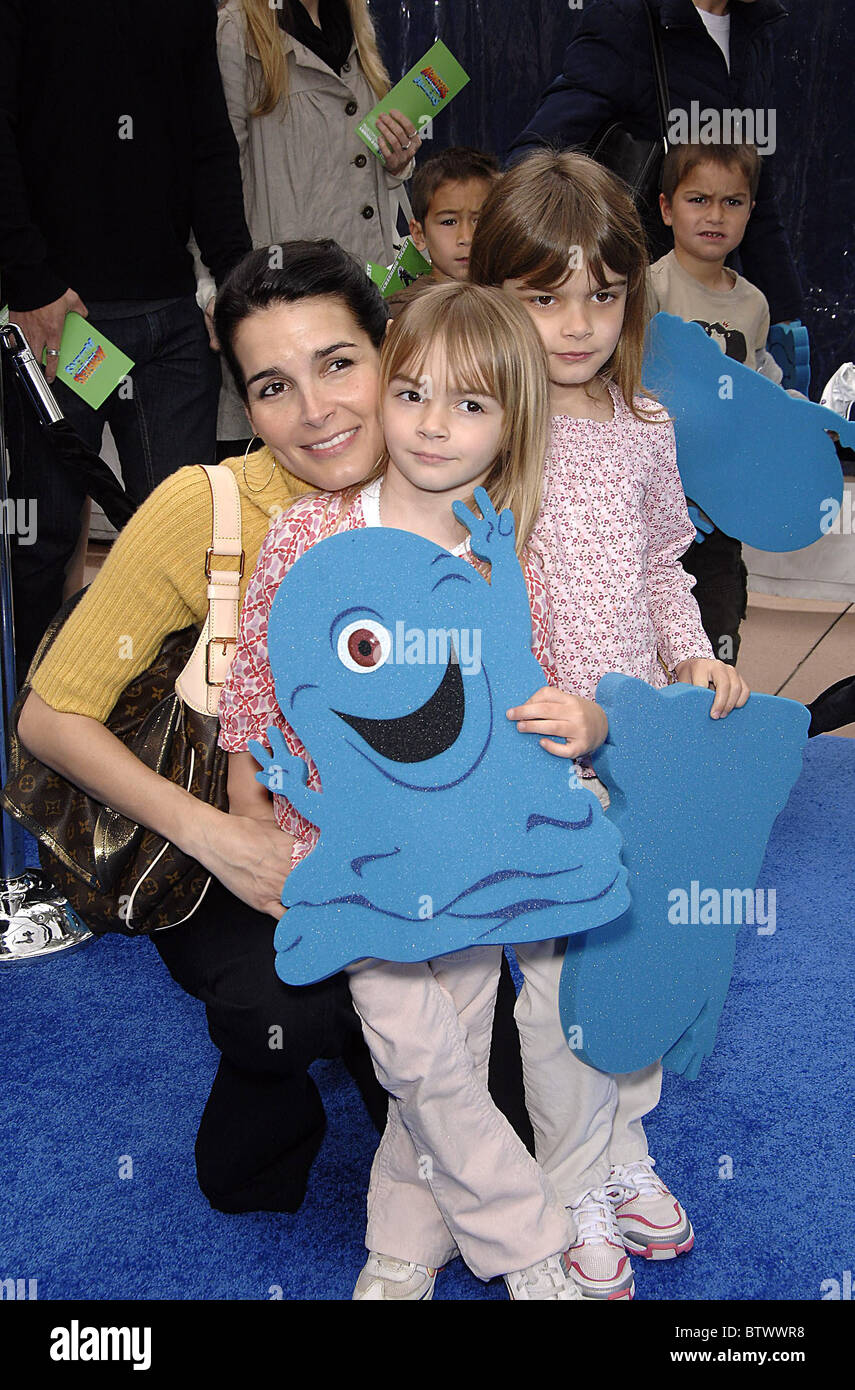 MONSTERS VS. ALIENS Premiere Stock Photo - Alamy