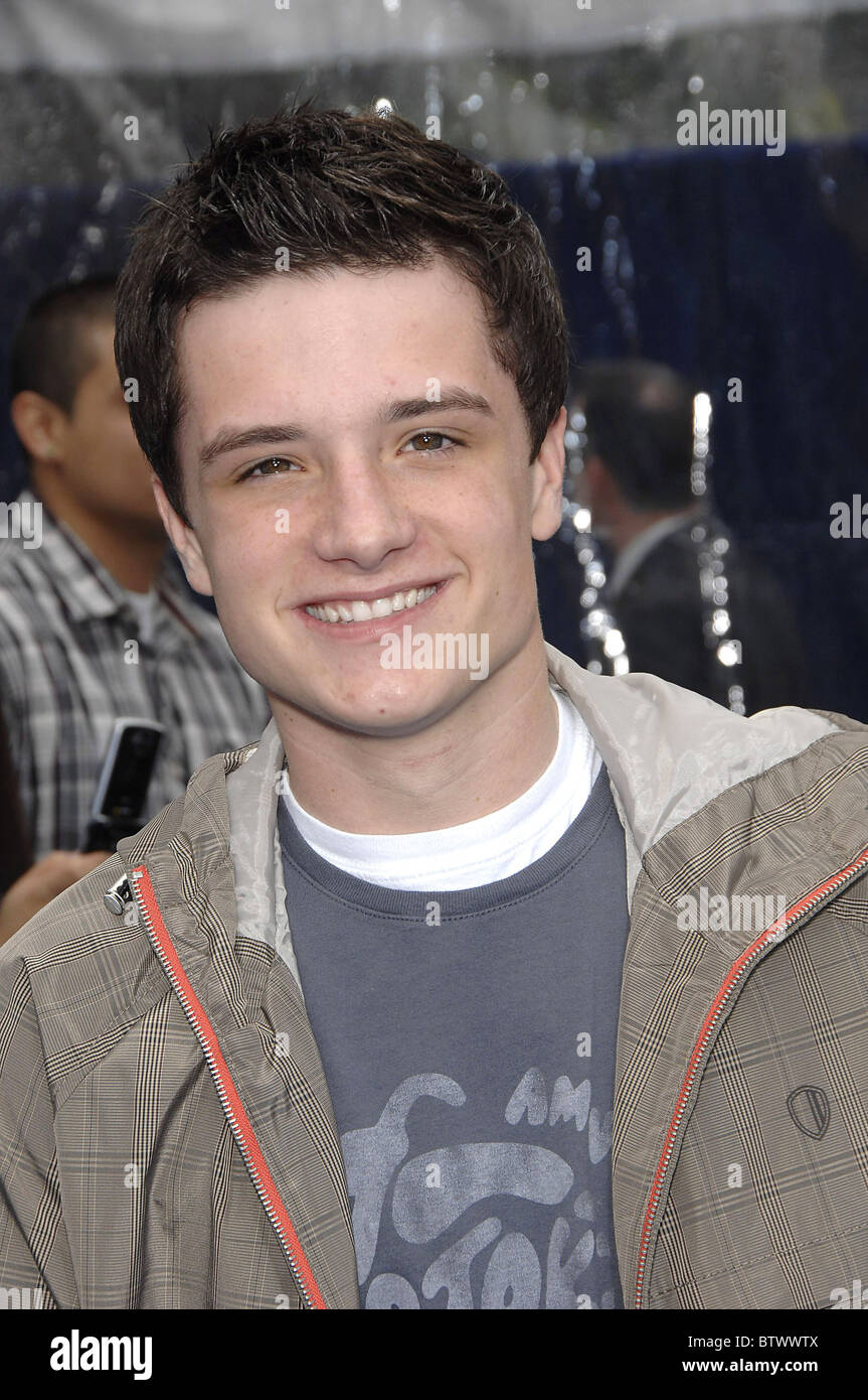 MONSTERS VS. ALIENS Premiere Stock Photo - Alamy