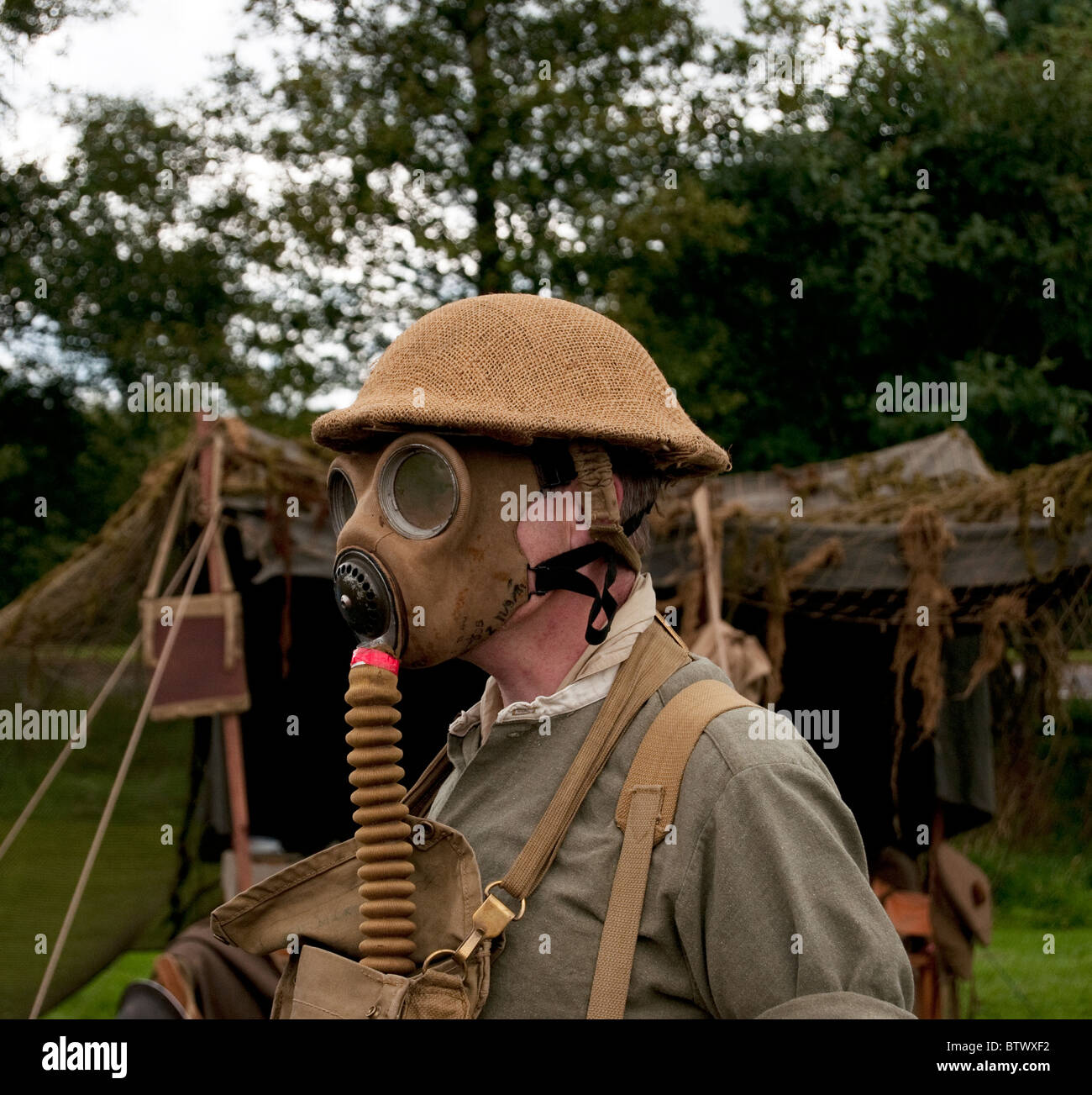 ww2 gas mask photos ww2 gas mask photos