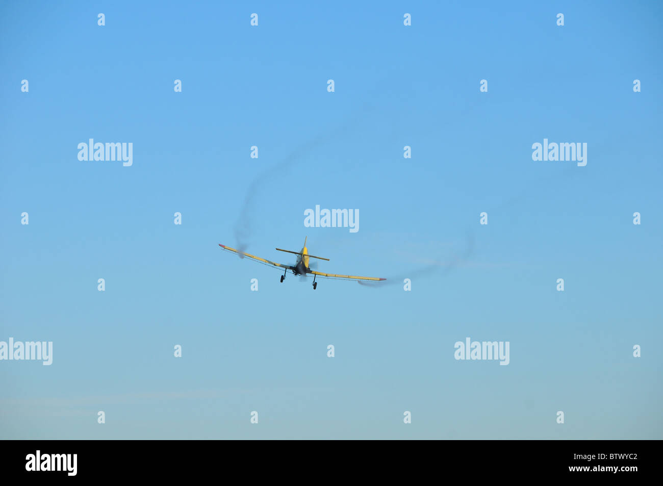 Propeller plain hi-res stock photography and images - Alamy