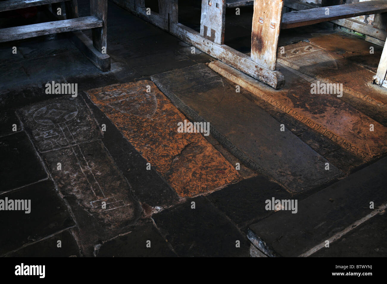 Family tombs hi-res stock photography and images - Alamy