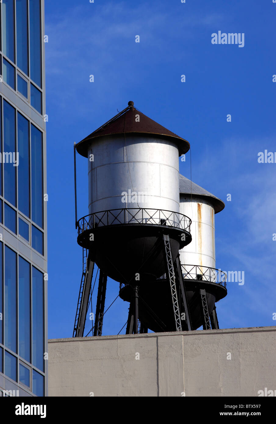 Rooftop water tanks Manhattan New York City Stock Photo Alamy