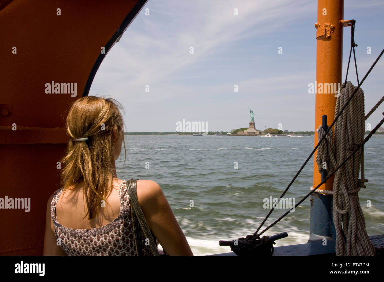 view-of-statue-of-liberty-from-staten-island-ferry-stock-photo-alamy