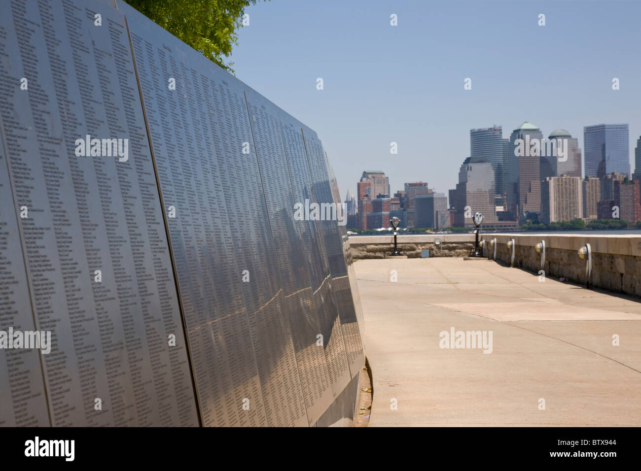 Wall honor ellis island immigration hires stock photography and images