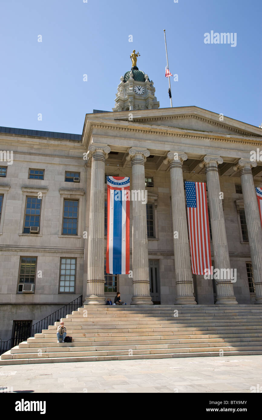 Brooklyn Borough Hall Stock Photo Alamy