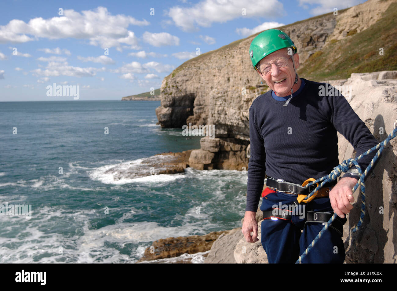 Rock climbing dorset hires stock photography and images Alamy