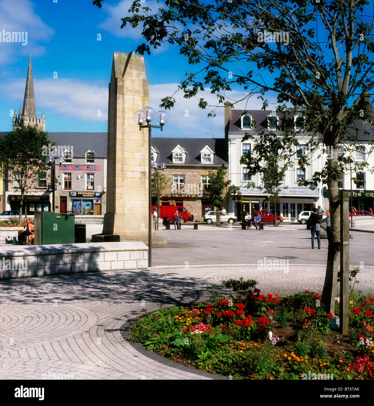 The Diamond, Donegal, Co Donegal, Ireland; Town Center Stock Photo Alamy