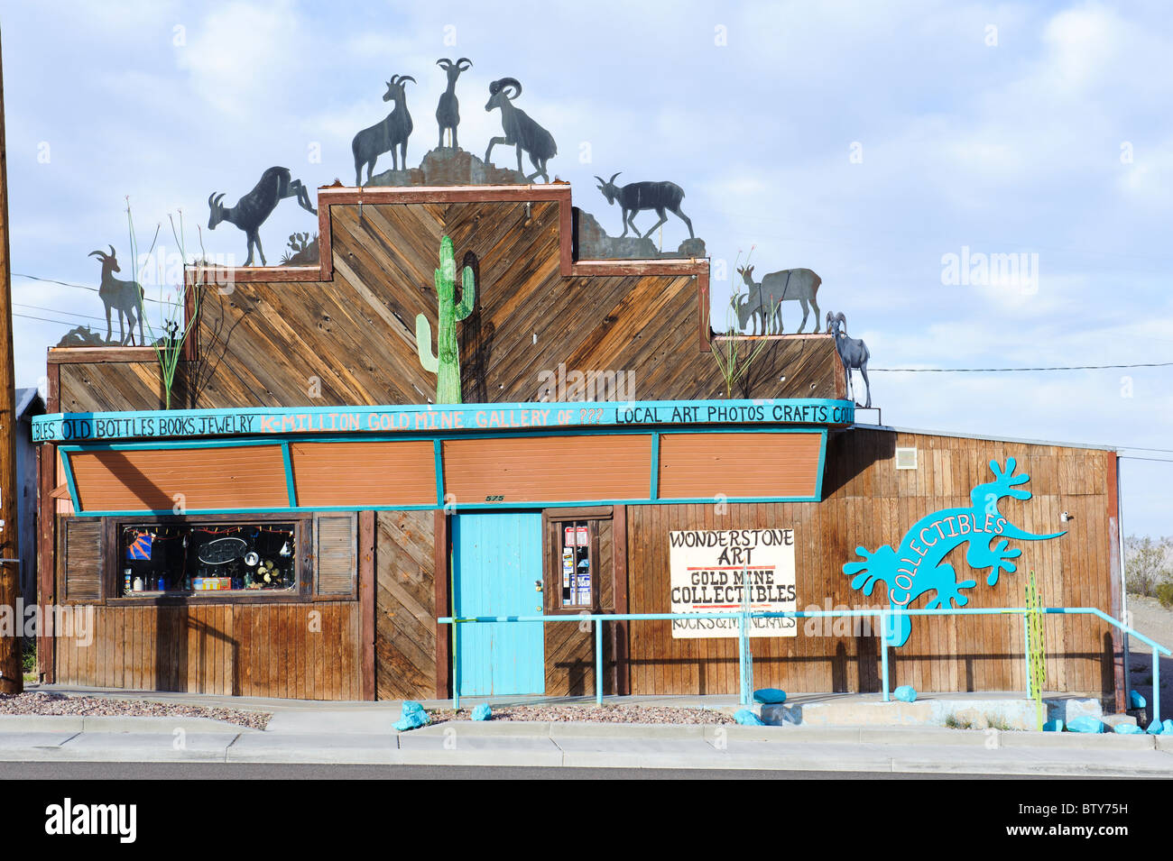 Curio shop on Highway 95, Searchlight, Nevada Stock Photo