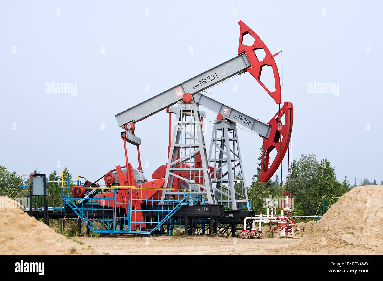 Russia oil production hires stock photography and images Alamy