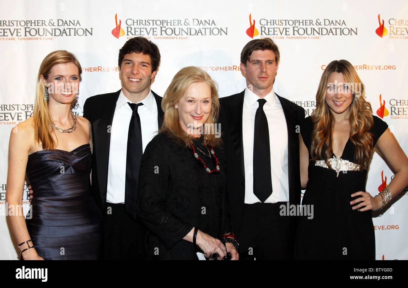 christopher reeve foundation gala christopher dana reeve foundation 19th annual a magical christopher reeve foundation gala christopher dana reeve foundation 19th annual a magical