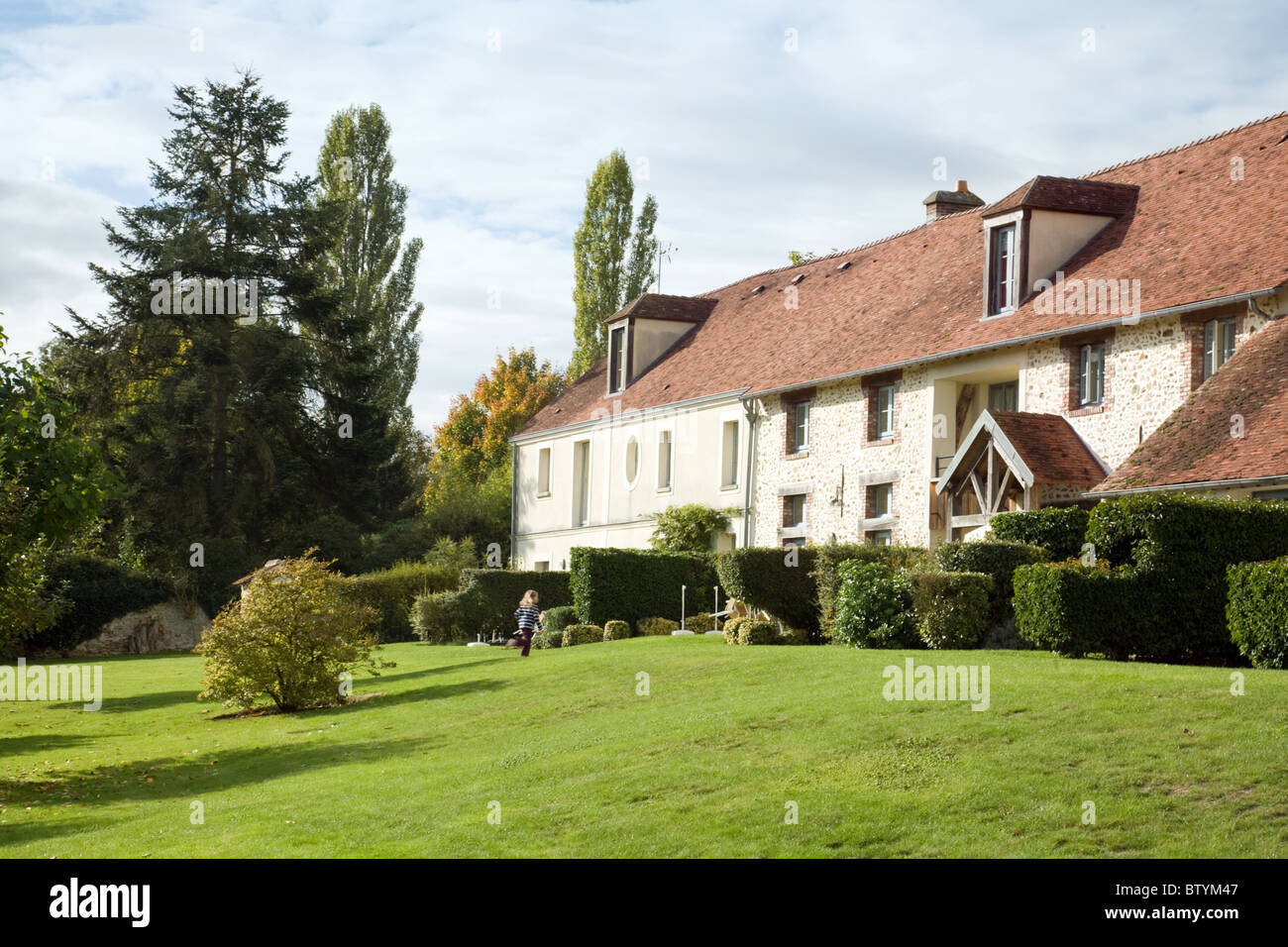 Le Mont de St Simeon, self-catering accommodation owned by the  Holiday Property Bond, near Coulommiers, northern France Stock Photo