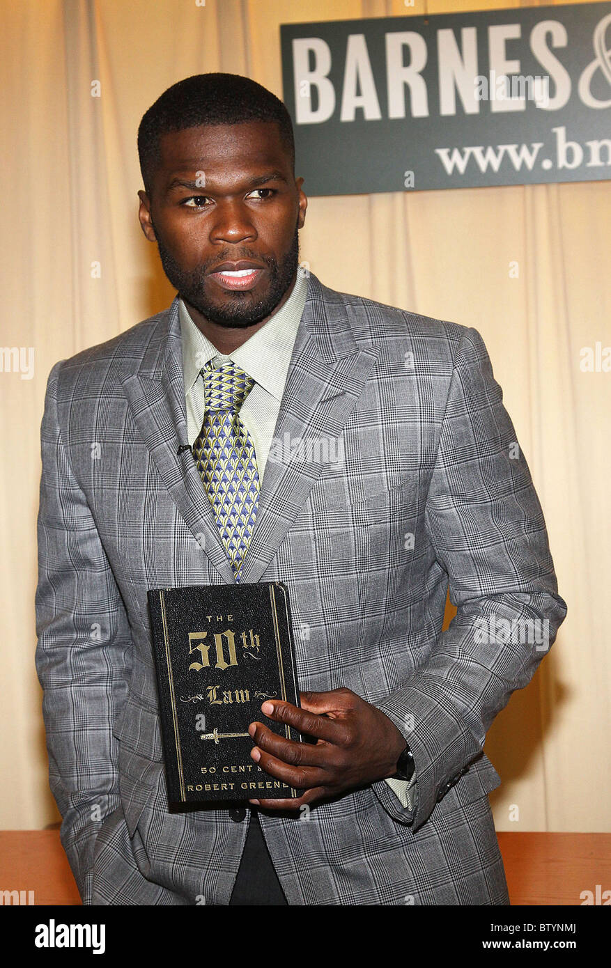 the-50th-law-book-signing-by-50-cent-stock-photo-alamy