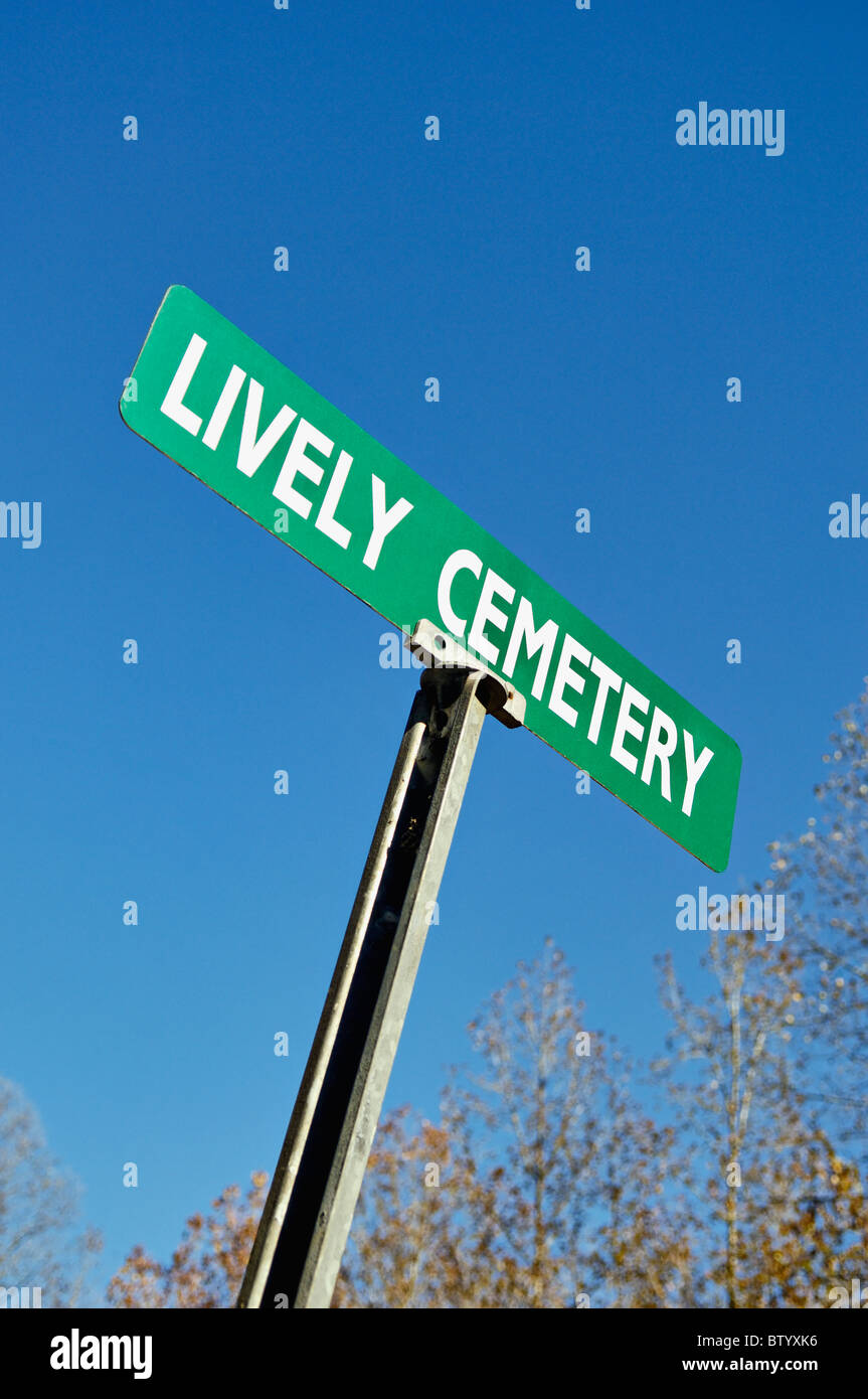 Street Sign in Tennessee for Lively Cemetery Road Stock Photo