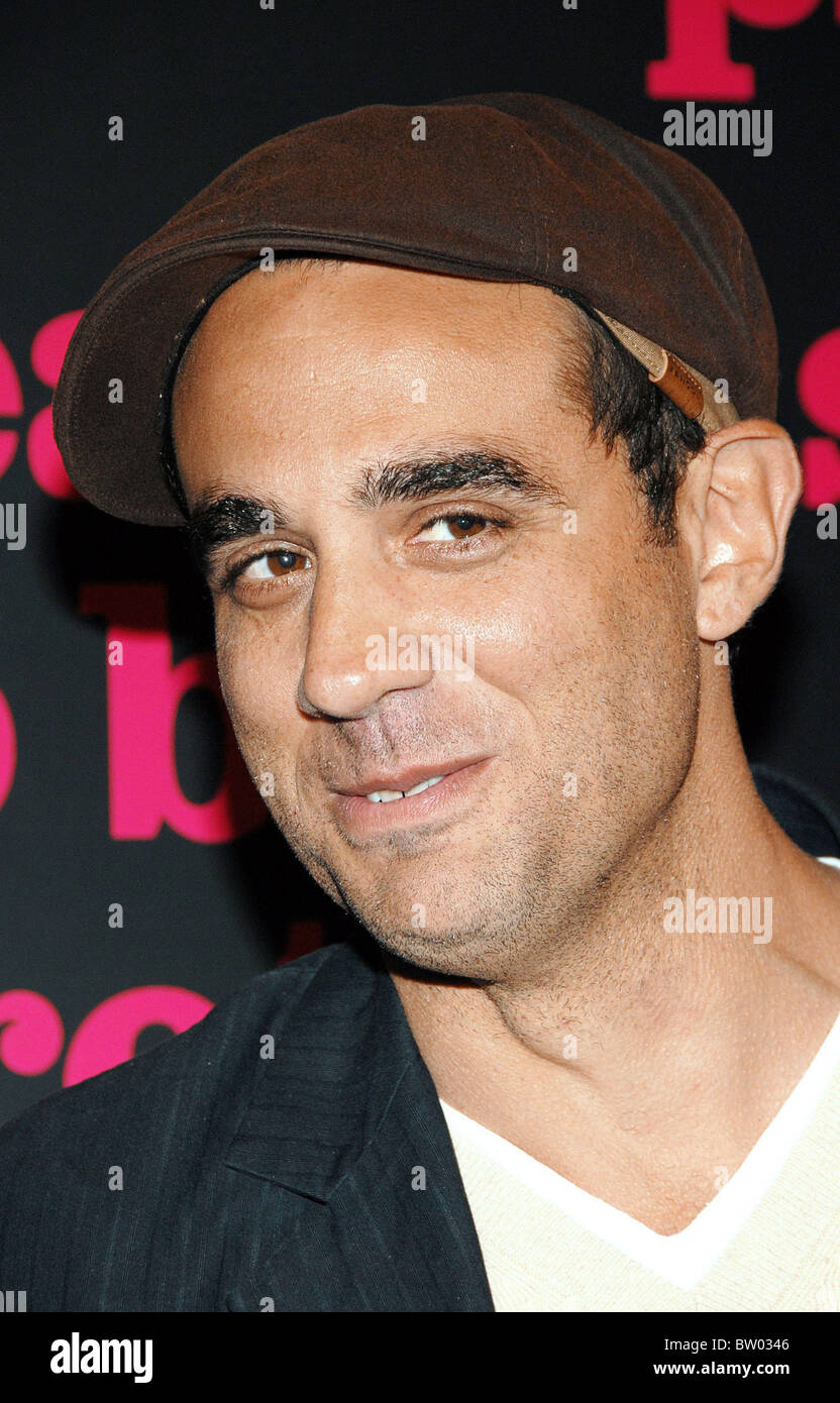 REASONS TO BE PRETTY Opening Night on Broadway Stock Photo - Alamy