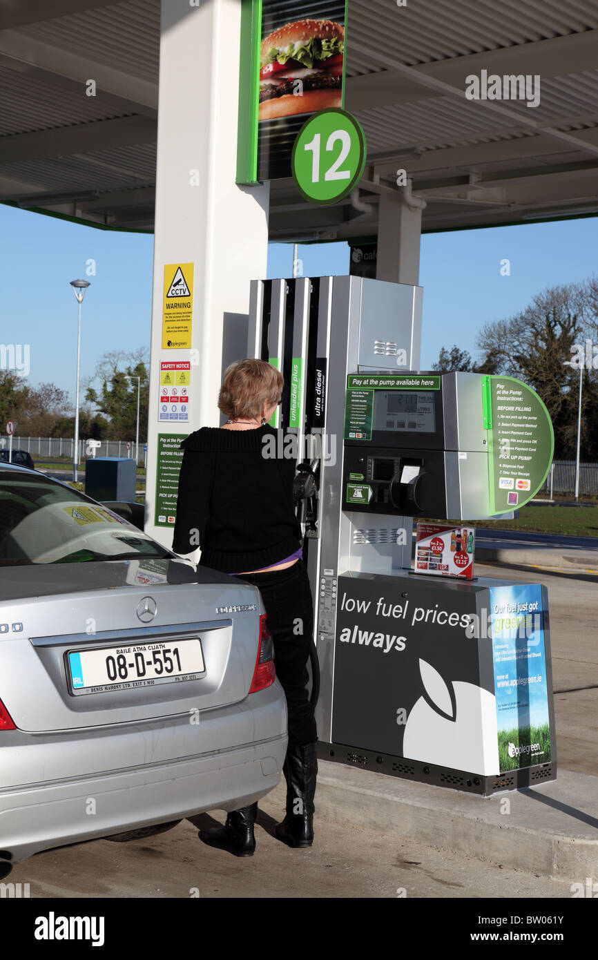 Filling the petrol tank, Applegreen, Ireland's first motorway service