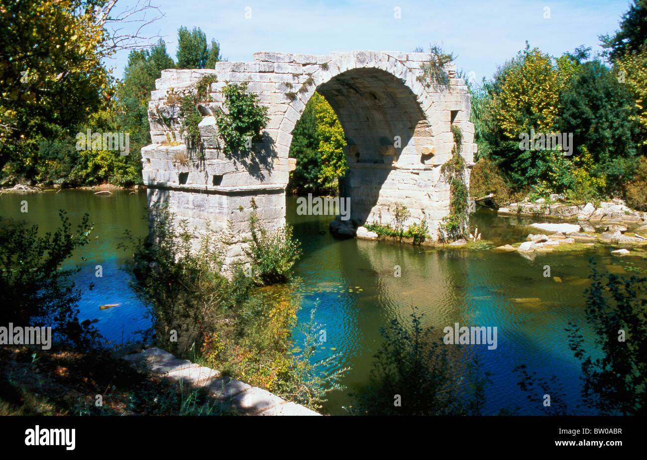 Pont Ambroix, Ambrussum, Villetelle, Nr. Lunel, Occitania, Languedoc Roussillon, France Stock Photo