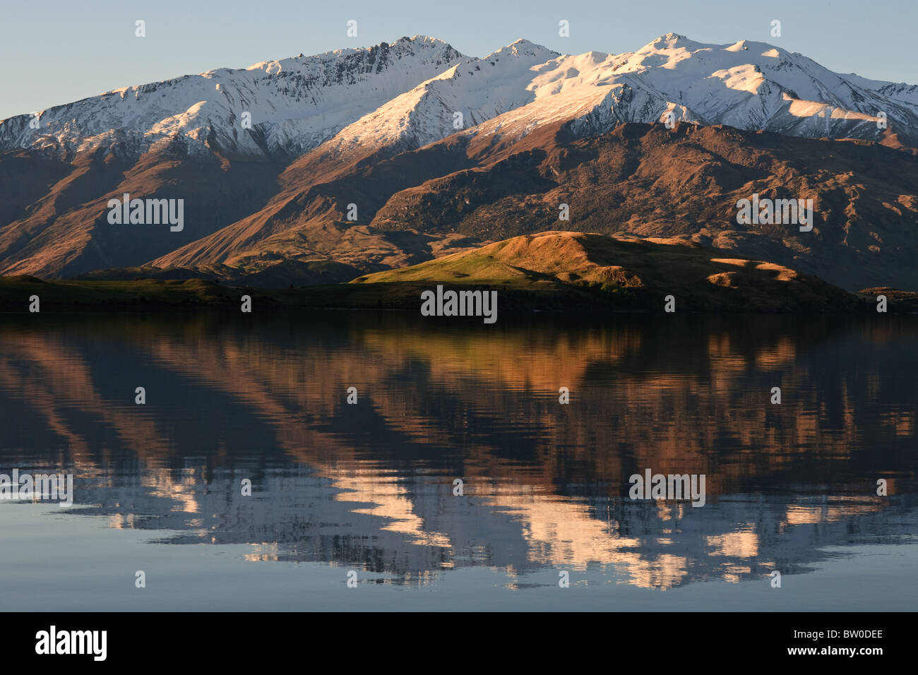 Mountain reflection in Lake, new zealand Stock Photo