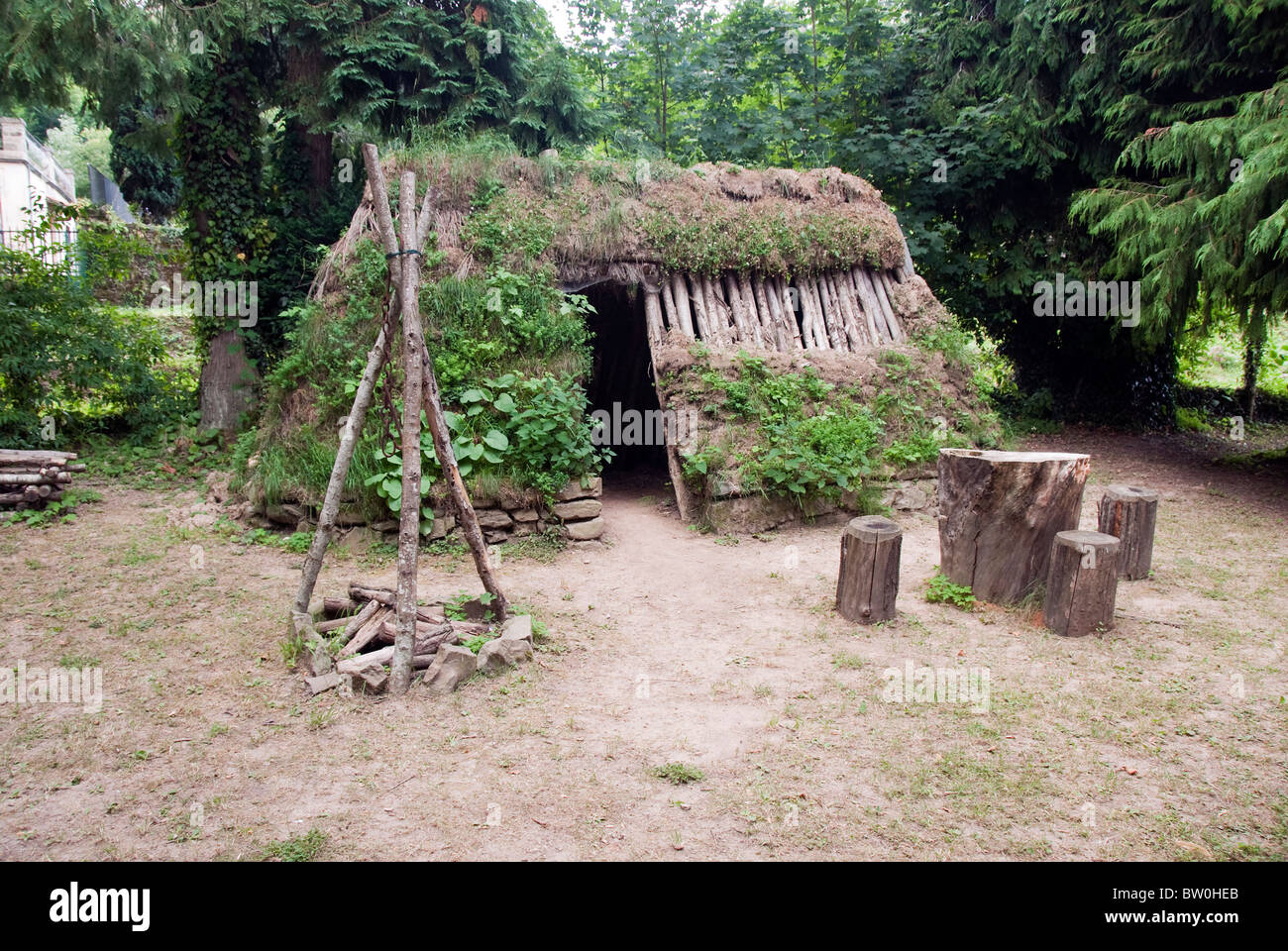 Charcoal burner's hut hires stock photography and images Alamy