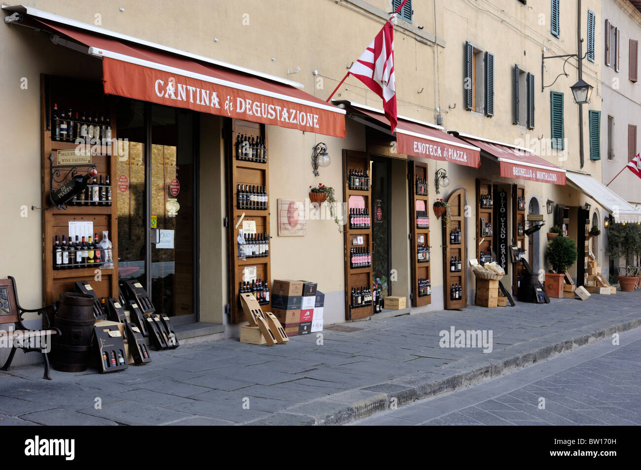 italy, tuscany, montalcino, wine shops Stock Photo Alamy