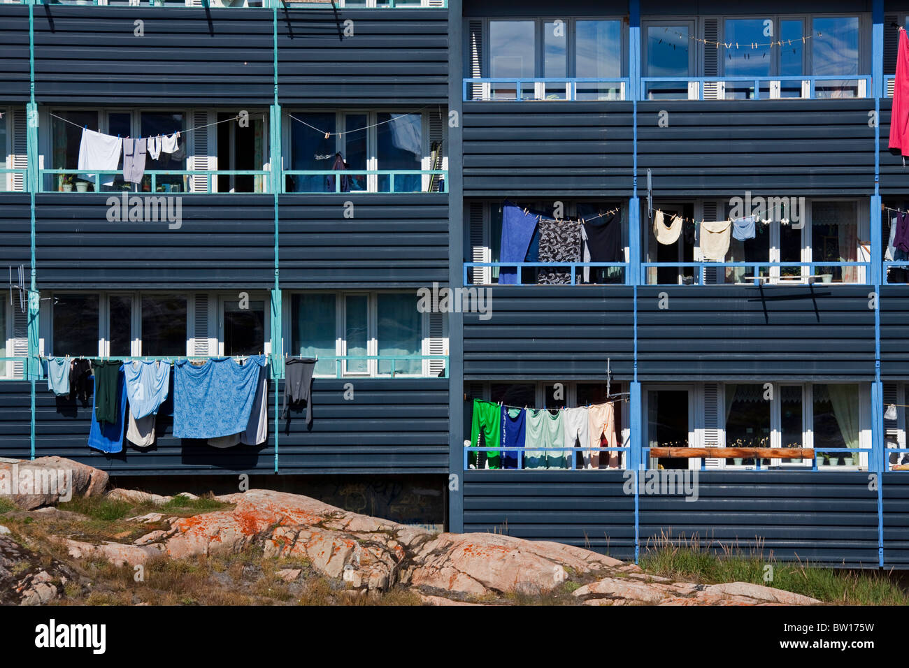Clotheslines with laundry in the town Ilulissat / Jakobshavn, Disko-Bay, Greenland Stock Photo