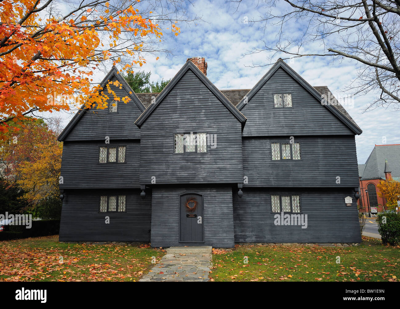 witch house salem