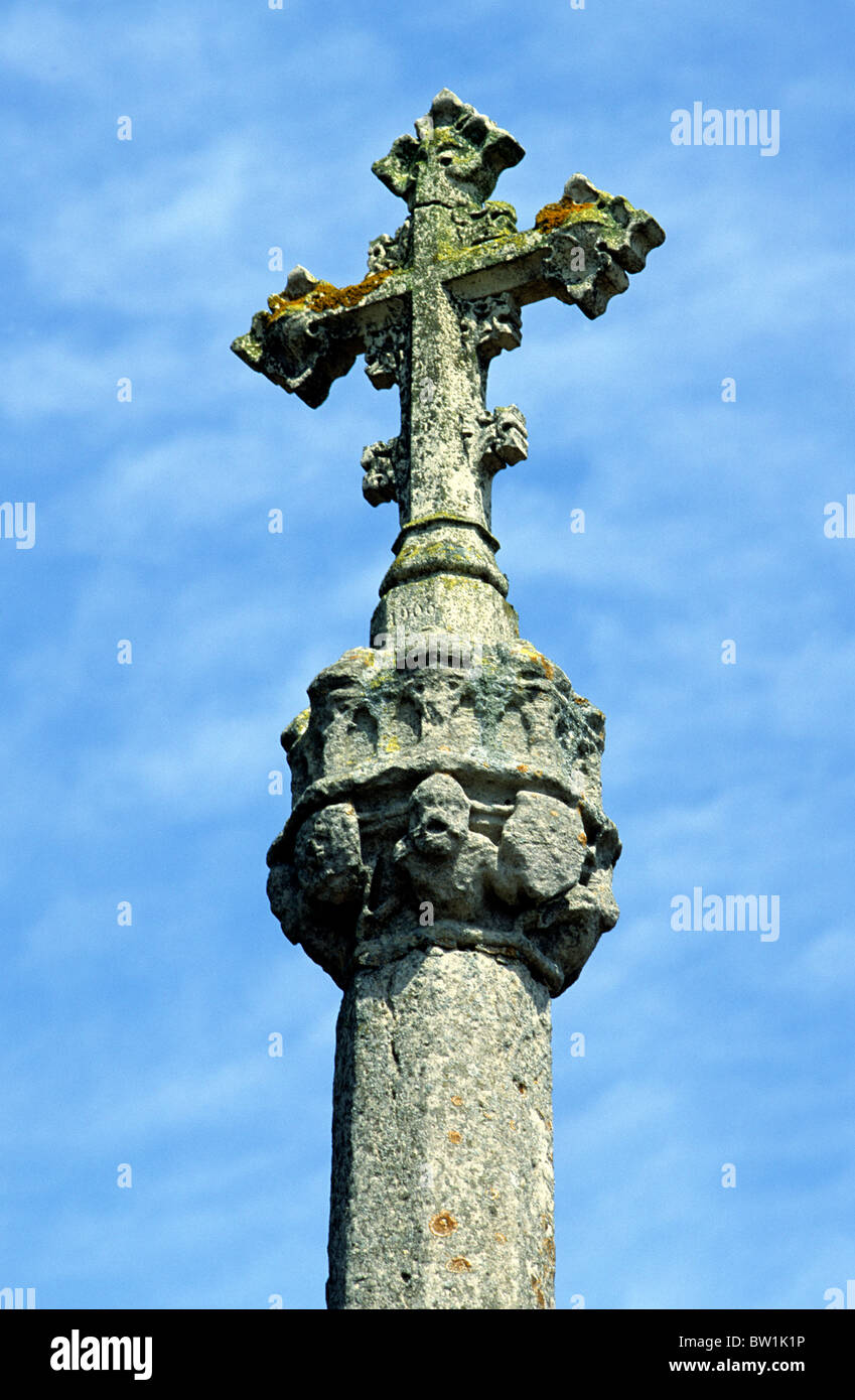 Ancient stone cross england uk english medieval crosses hi-res stock  photography and images - Alamy