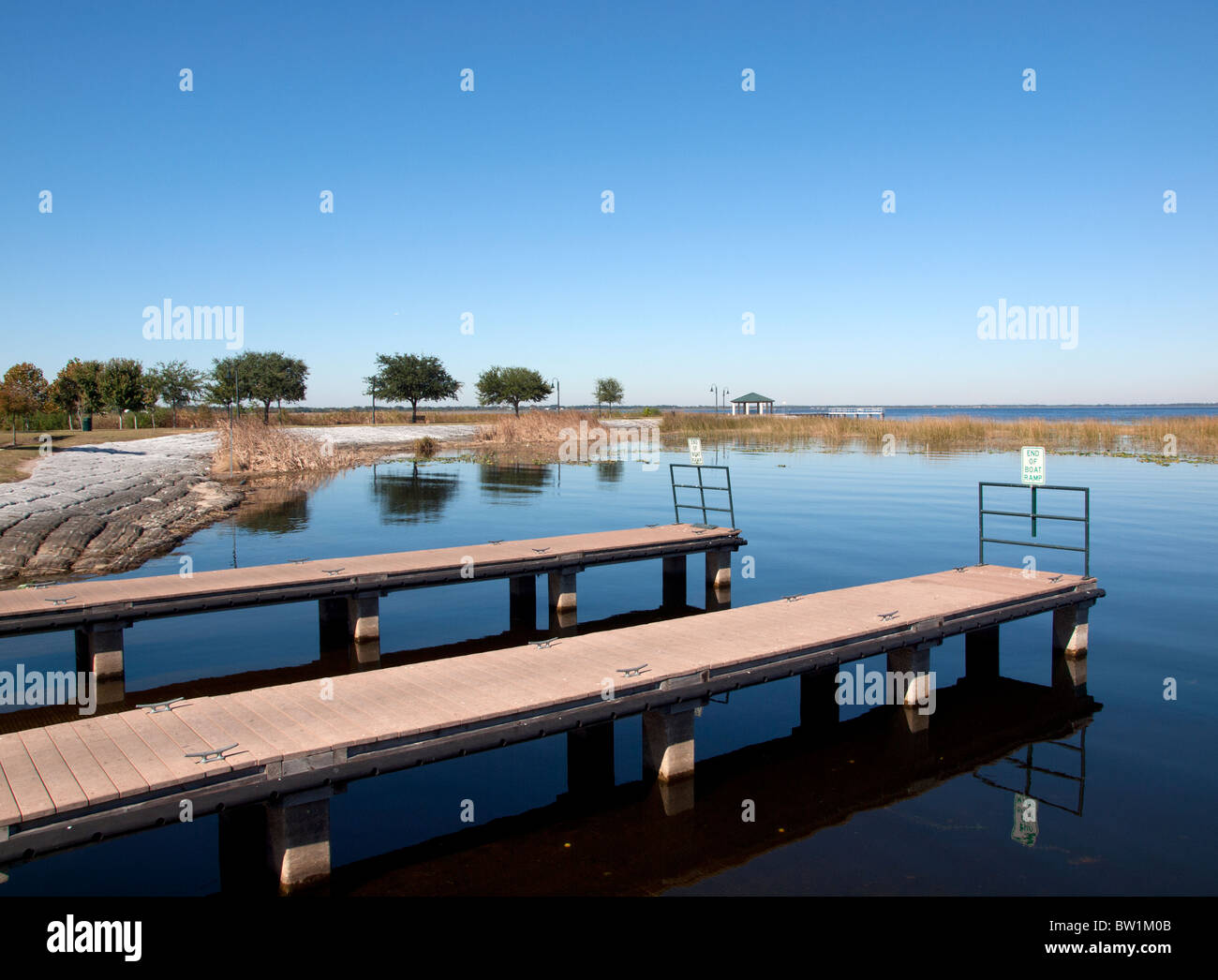Lake tohopekaliga marina hires stock photography and images Alamy
