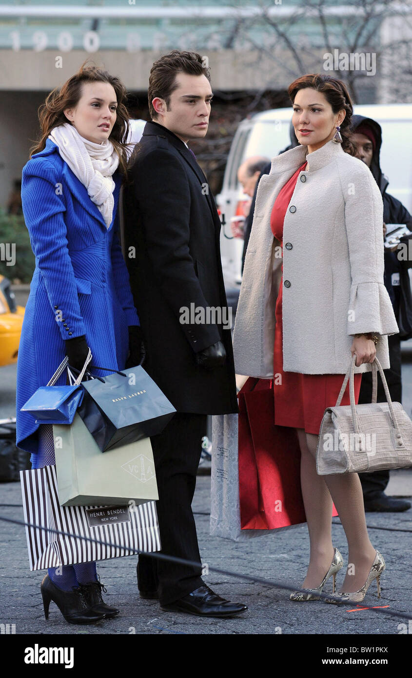 GOSSIP GIRL Filming in Manhattan Stock Photo Alamy