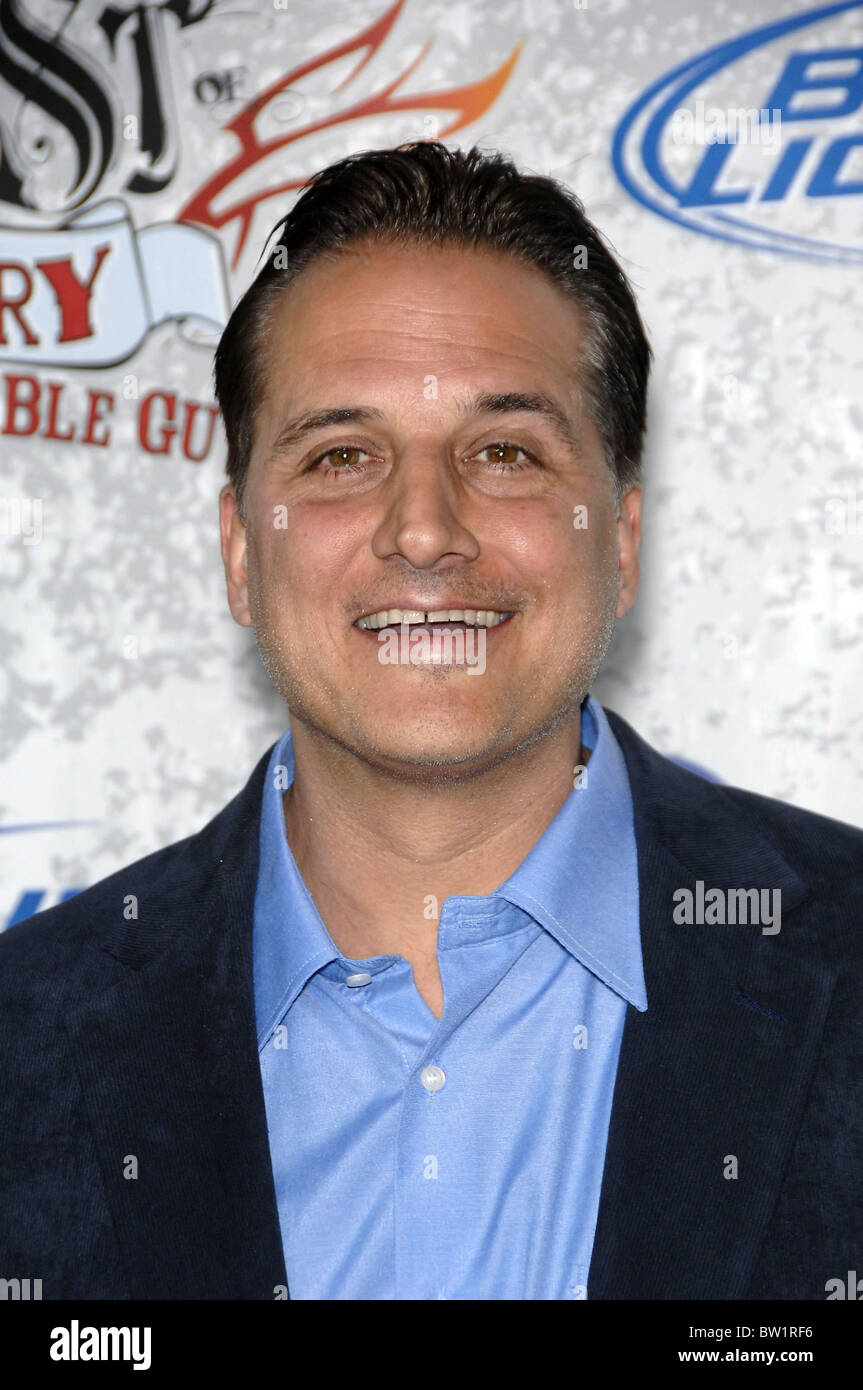 The Larry The Cable Guy COMEDY CENTRAL Roast Stock Photo Alamy