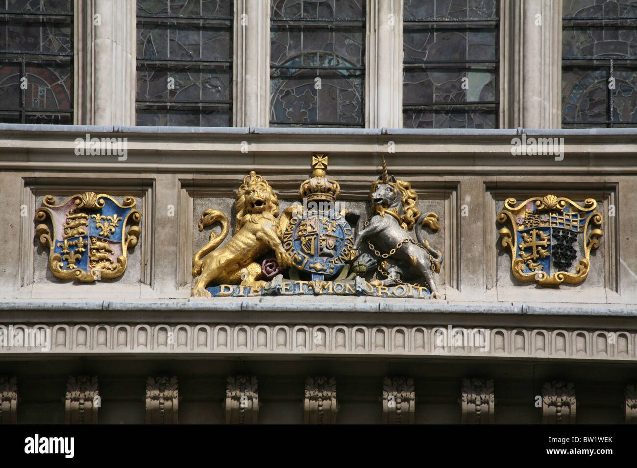 Royal Coat of Arms above entrance to Westminster Abbey Stock Photo