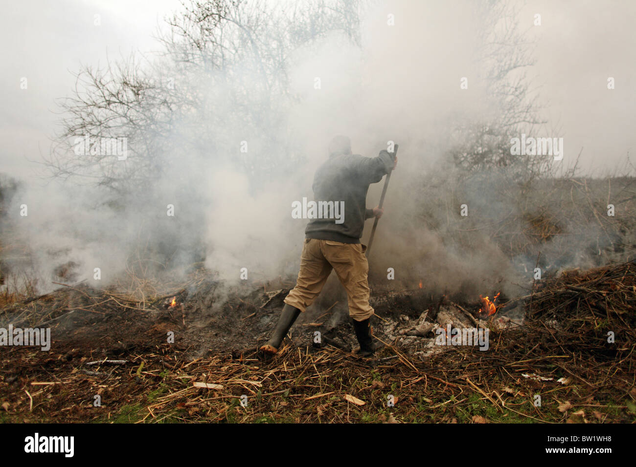 Burning waste hires stock photography and images Alamy