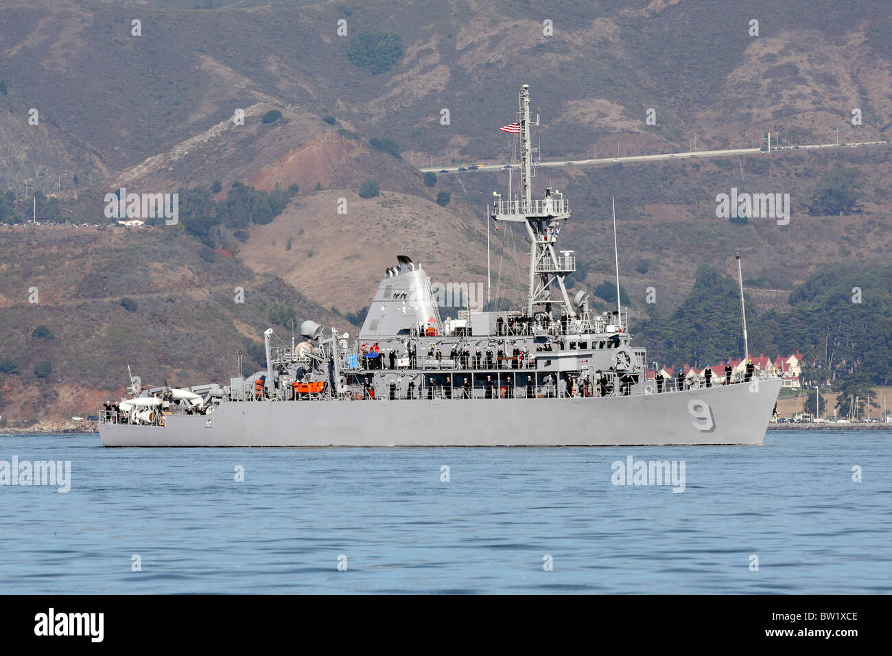 Mine countermeasure ship uss chief mcm 14 hires stock photography and