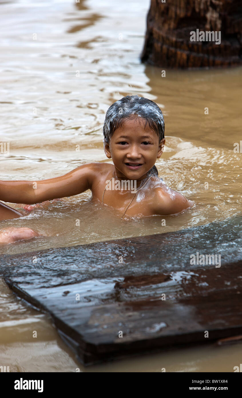 washing naked cambodia 