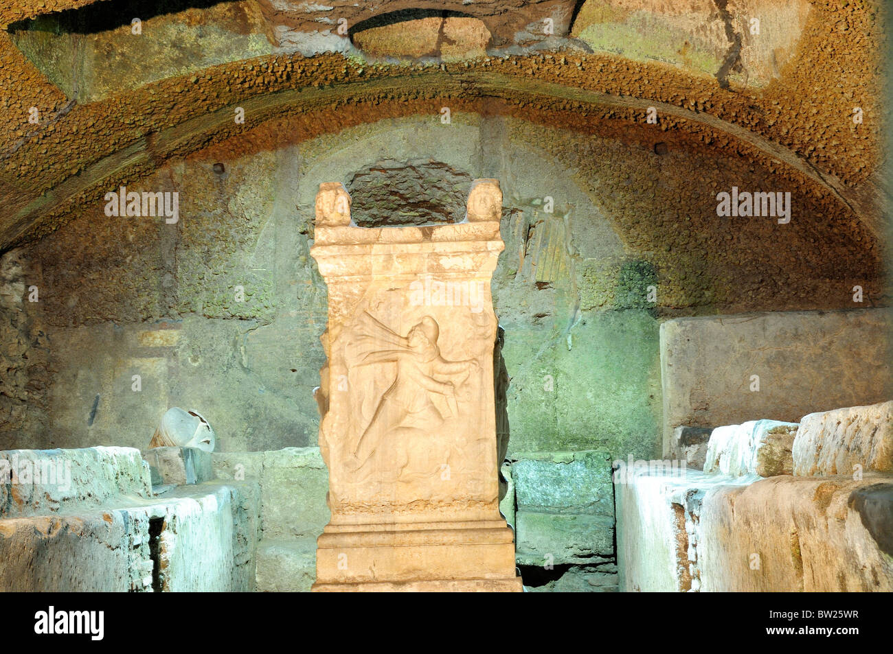 Altar of Mithras within the Triclinium, The Mithraic area, Basilica San Clemente Stock Photo