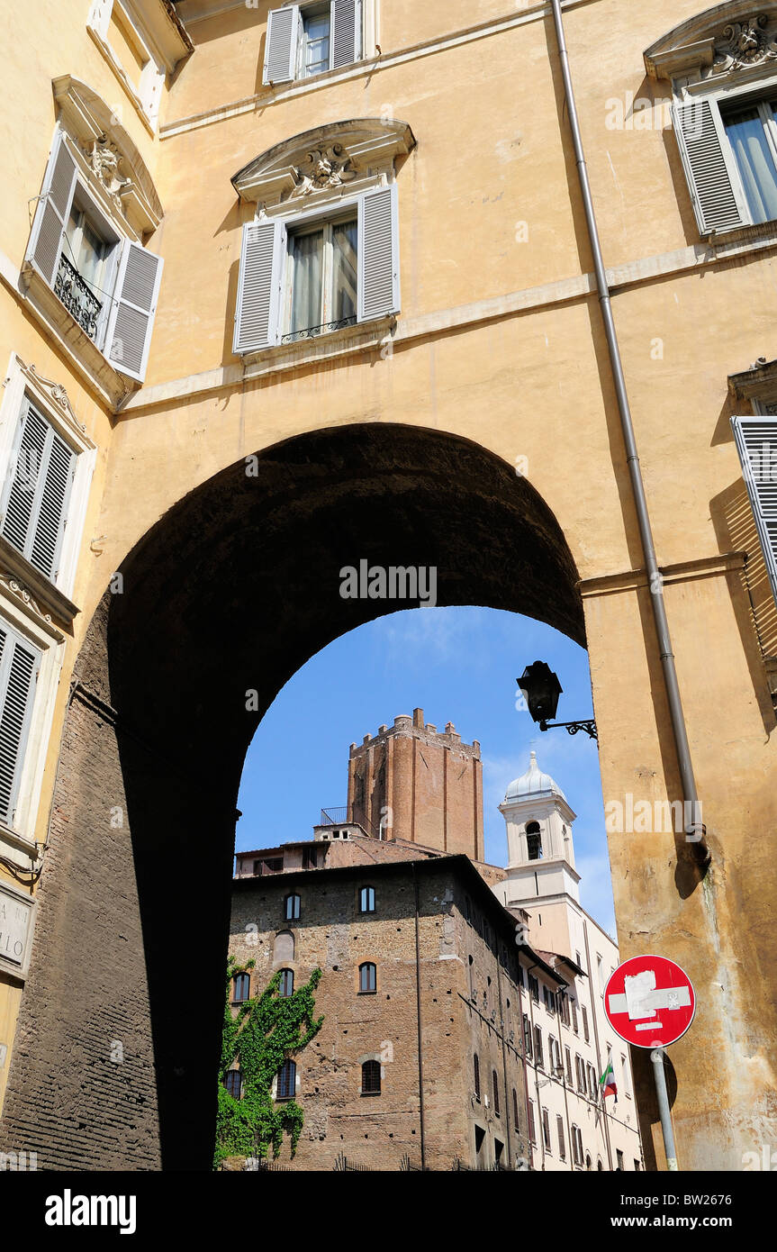 Archway & view towards Torre delle Milizie Stock Photo