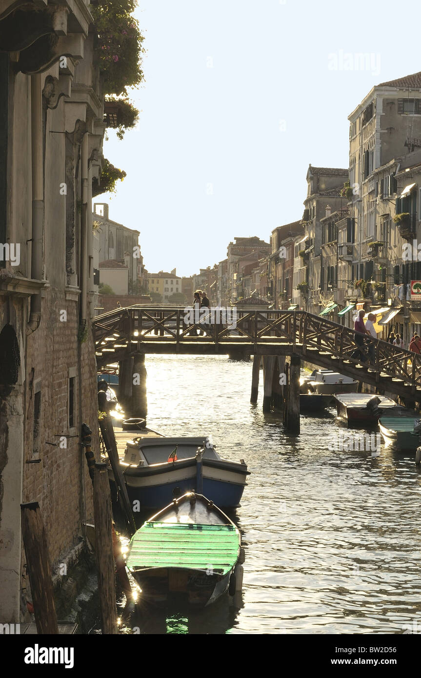 Charming Venetian sunset between the hidden alleys of Venice Stock ...
