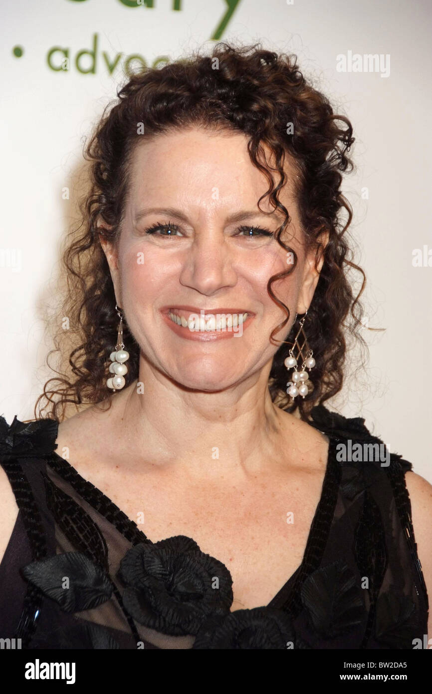 Farm Sanctuary Presents their Gala for Farm Animals Stock Photo Alamy