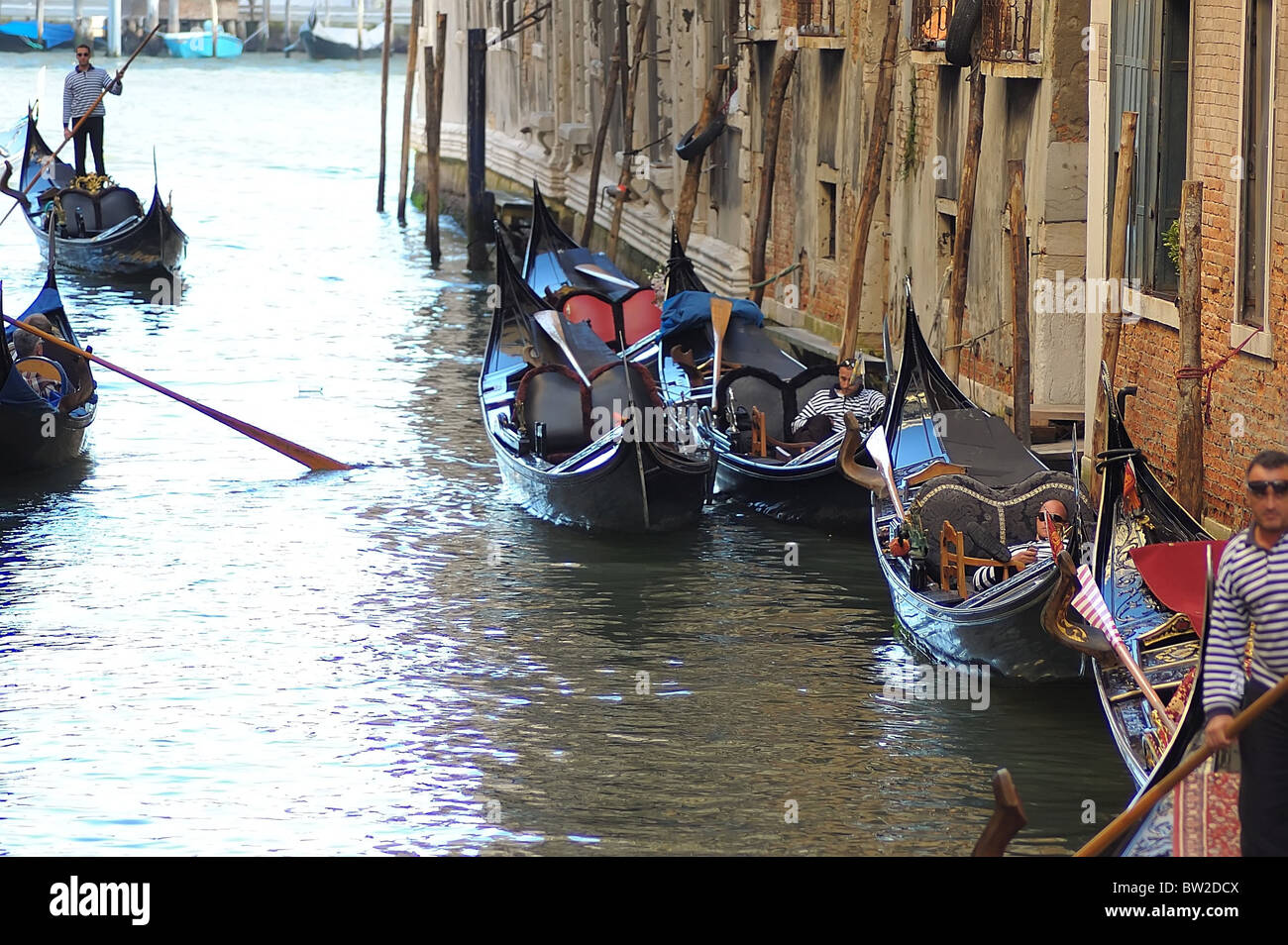 Gondolas on venice canals hi-res stock photography and images - Alamy