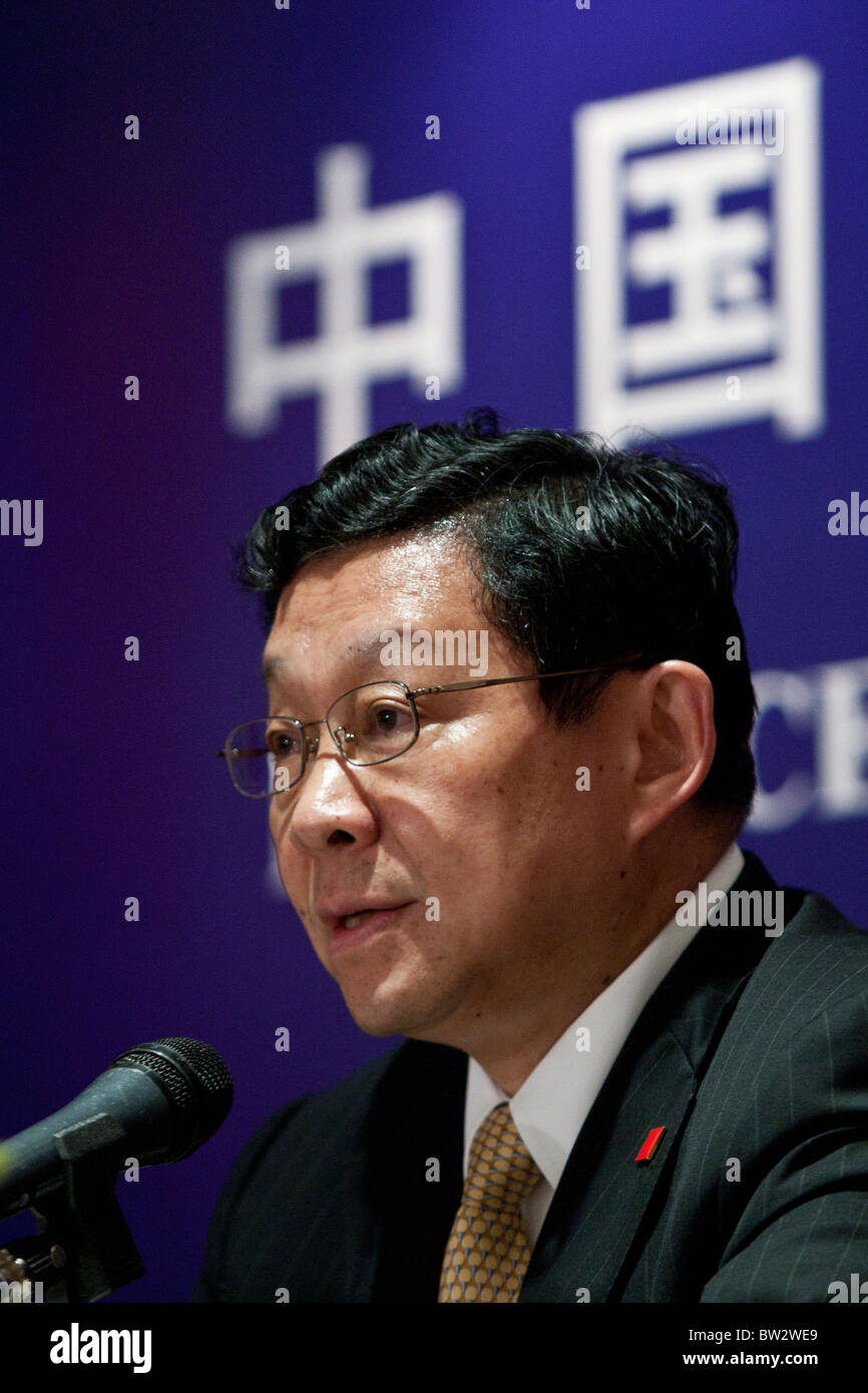 Chen Deming, China's commerce minister, speaks at a news conference in Singapore, on Friday, Nov. 13, 2009. Stock Photo