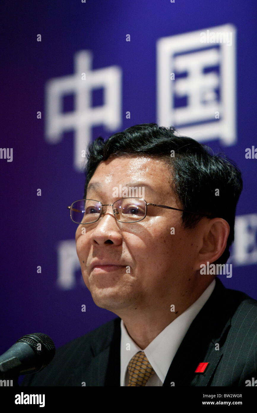 Chen Deming, China's commerce minister, speaks at a news conference in Singapore, on Friday, Nov. 13, 2009. Stock Photo