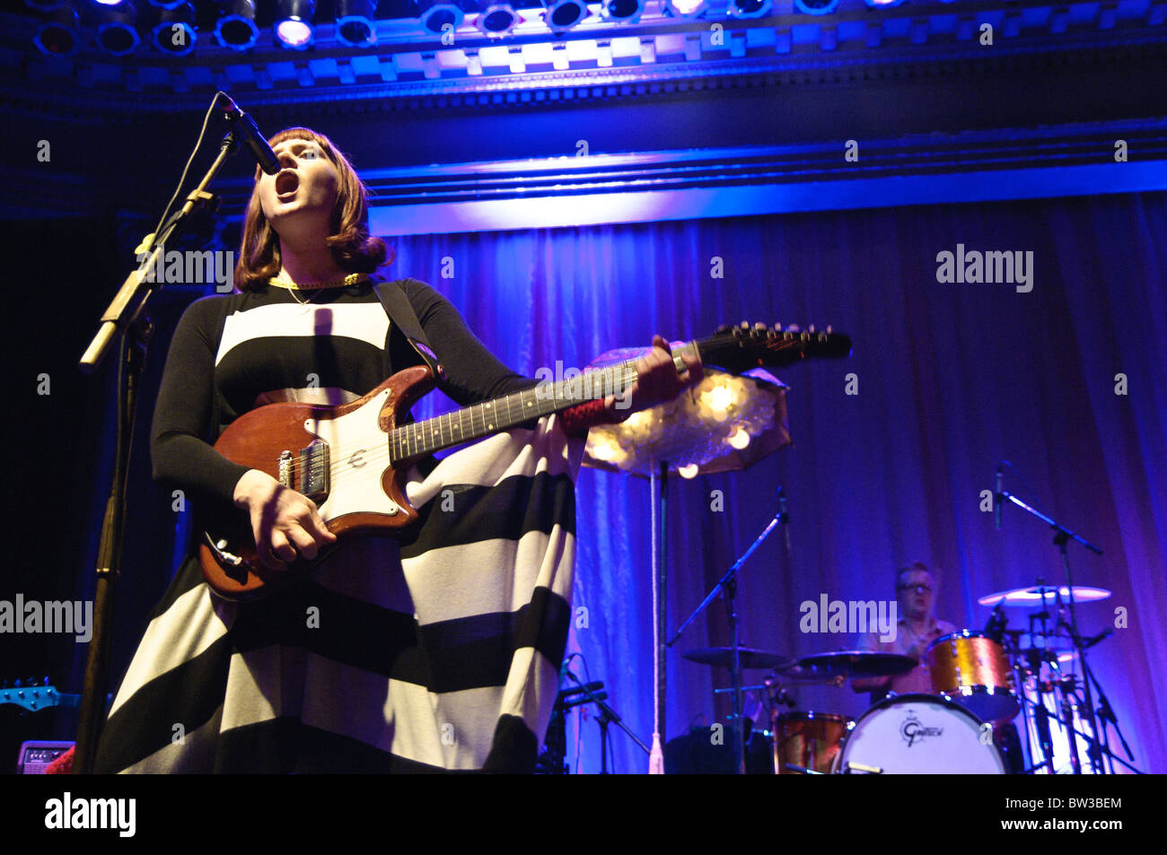 Kate nash hires stock photography and images Alamy