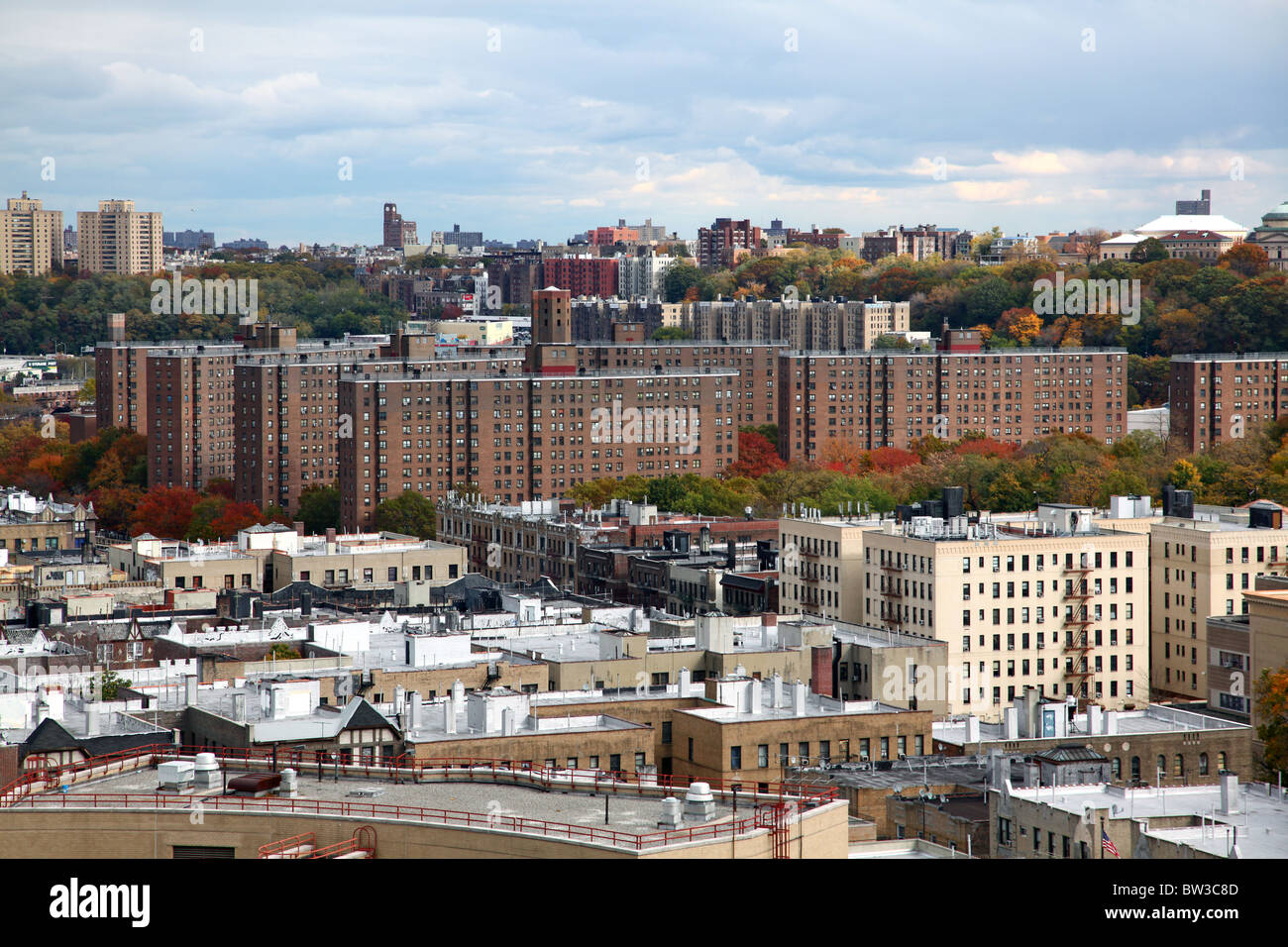 Low-rise apartments and housing projects in the Inwood section of Manhattan, New York, NY, USA Stock Photo