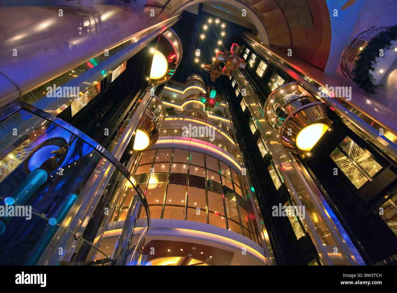Cruise ship interior hi-res stock photography and images - Alamy