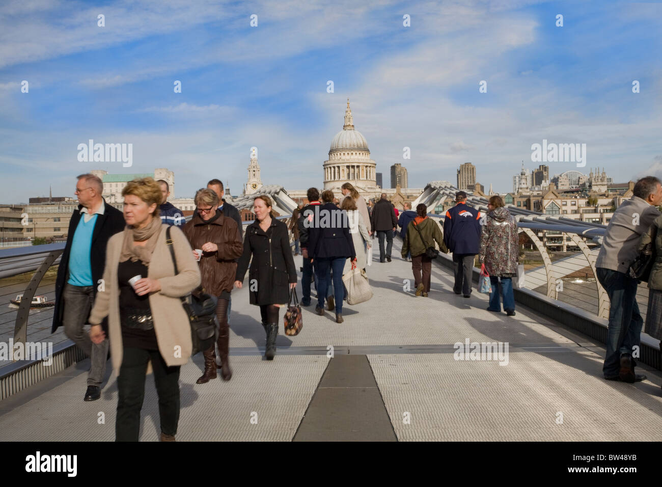 Millennium Bridge leading to St. Paul's cathedral, London Stock Photo