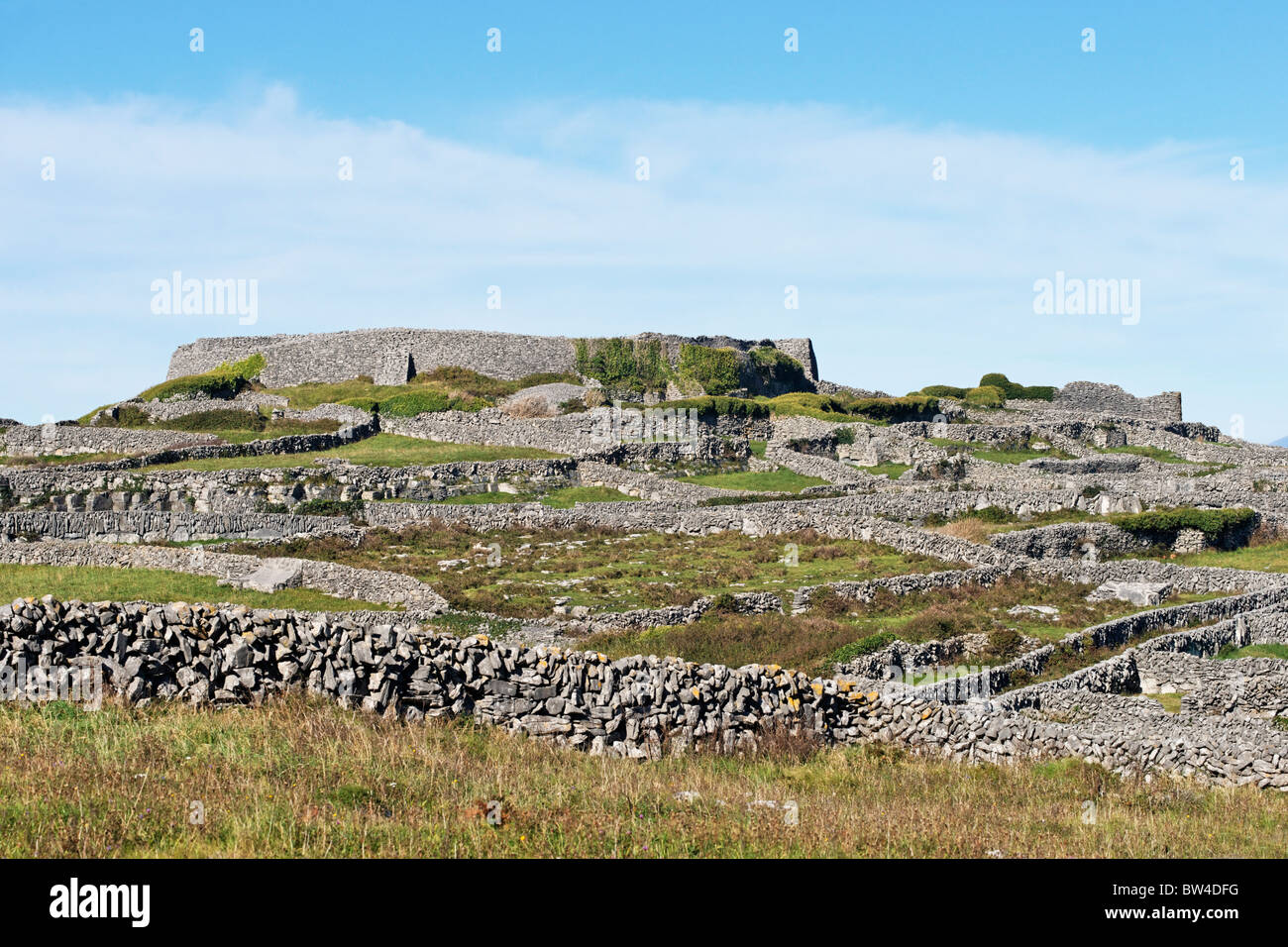 Dun Chonchuir ring fort, Carrownlisheen, Inis Meain, Aran Islands, County Donegal, Connaught, Ireland. Stock Photo