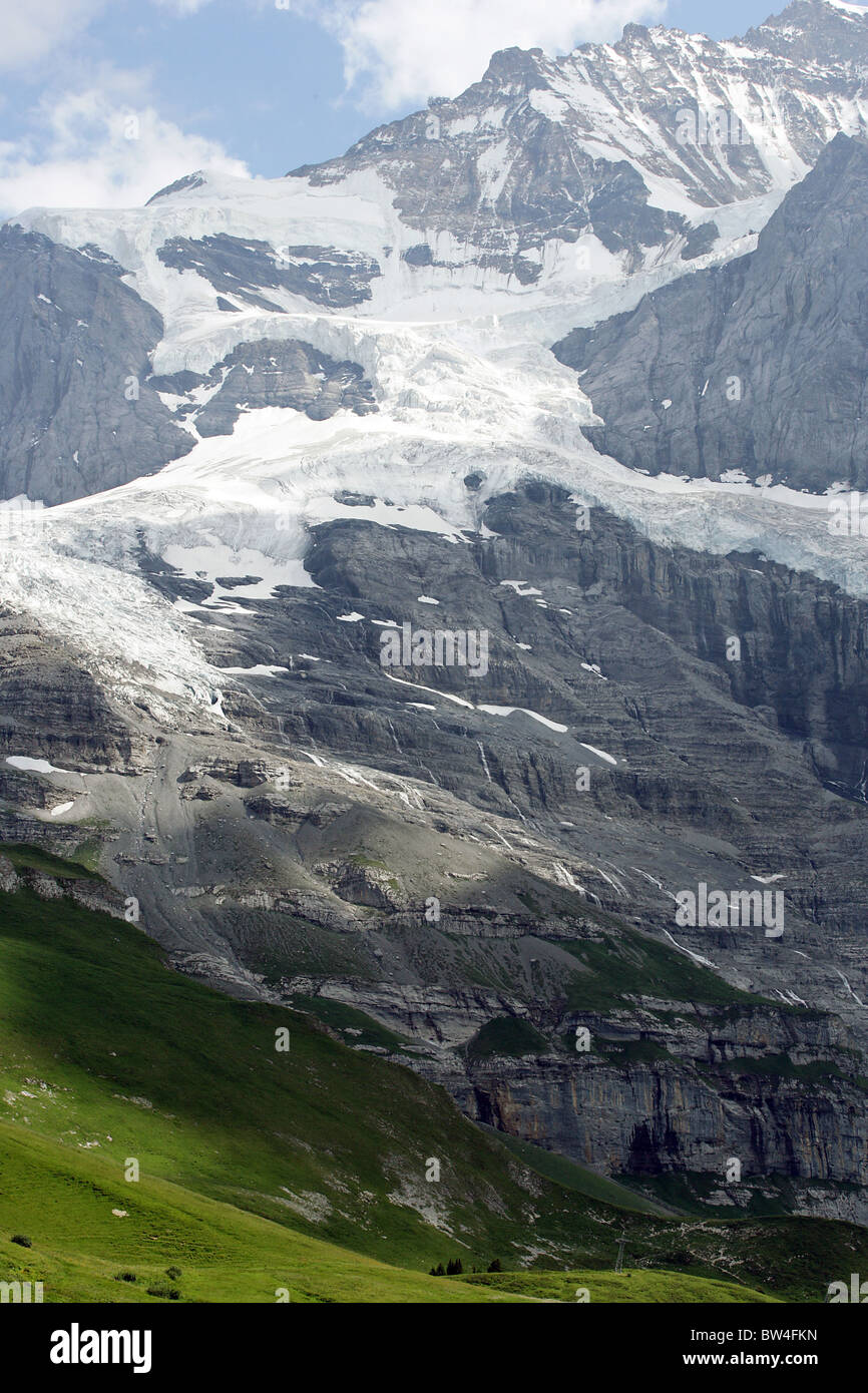 Views of the glacier on the Jungfrau mountain on a walk towards Wegen Alp, Switzerland Stock Photo